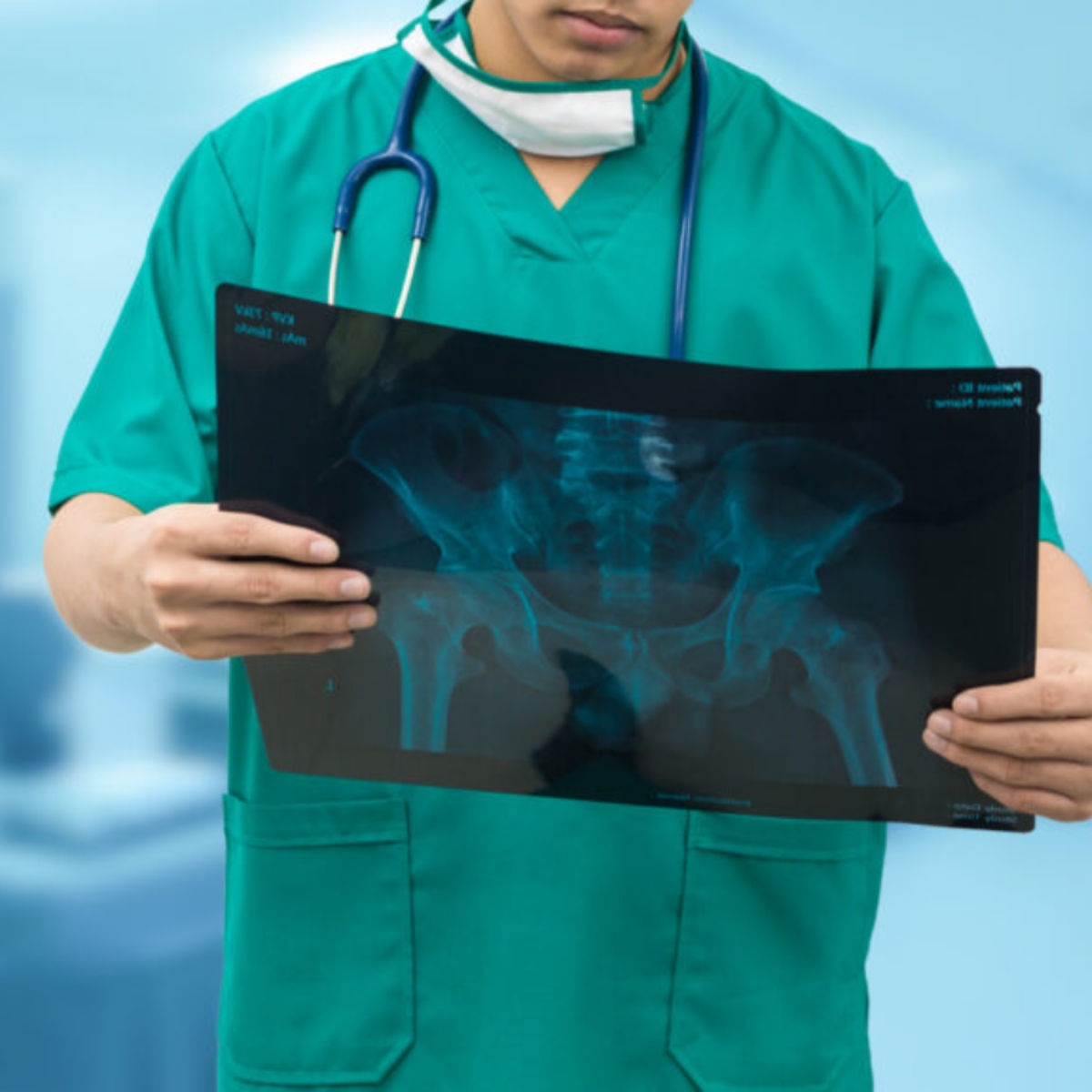 أخصائي جراحة العظام